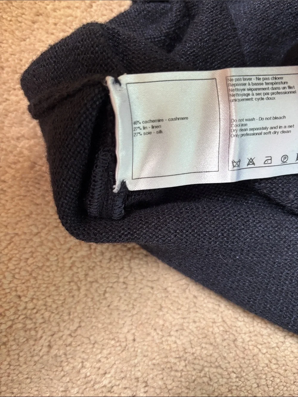 Chanel Sleek Black Knit Pencil Skirt size 40